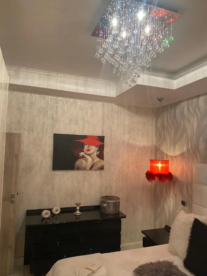 Central Luxury Apartament Nr 5 ***** Bucharest 0*,