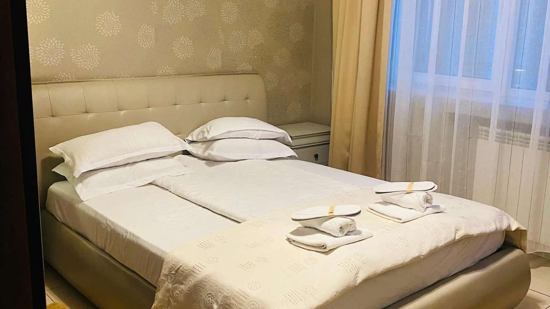 Apartment Central Luxury Apartament Nr 5 ***** Bucharest